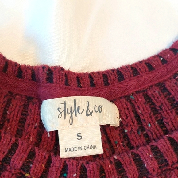 Style & Co   Dark red Sweater .Size Small .Great Condition. - Picture 3 of 8